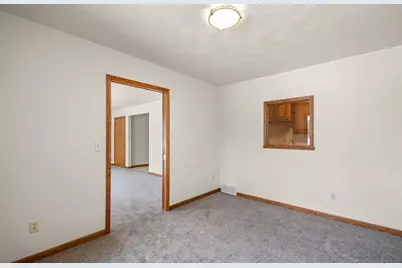 W3127 Glenbrooke Court, Appleton, WI 54915 - Photo 13