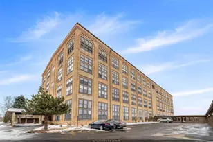 1545 Arboretum Dr, Oshkosh, WI 54901 - Photo 1