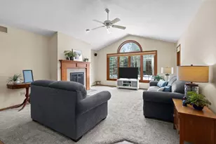 2104 Stafford Ln, Kaukauna, WI 54130 - Photo 25