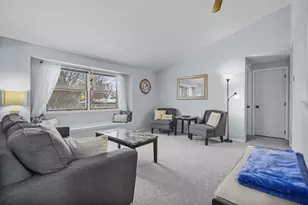 1601 S Sundown Ln, Appleton, WI 54915 - Photo 7