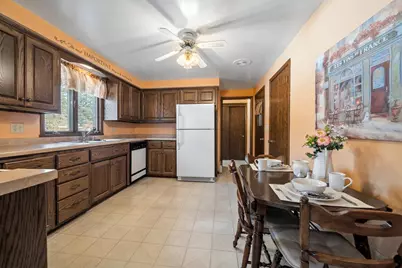 2751 Allouez Avenue, Green Bay, WI 54311 - Photo 5