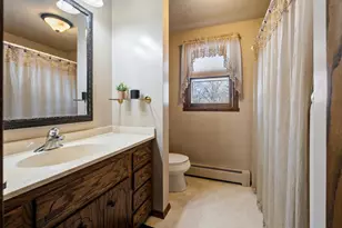 2751 Allouez Ave, Green Bay, WI 54311 - Photo 17