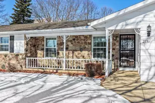 2751 Allouez Ave, Green Bay, WI 54311 - Photo 3
