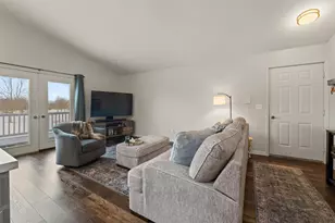 2510 Village Ln, Oshkosh, WI 54904 - Photo 3