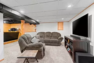 2216 Glendale Ave, Green Bay, WI 54303 - Photo 31