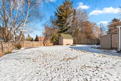 2216 Glendale Avenue, Green Bay, WI 54303 - Photo 41