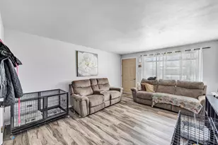 708 N Fernmeadow Dr, Appleton, WI 54915 - Photo 17