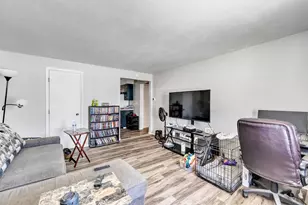 708 N Fernmeadow Dr, Appleton, WI 54915 - Photo 9