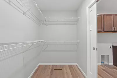 2662 Lawrence Lane, Neenah, WI 54956 - Photo 37