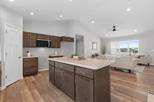 2662 Lawrence Ln, Neenah, WI 54956 - Photo 17