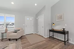 2662 Lawrence Ln, Neenah, WI 54956 - Photo 11