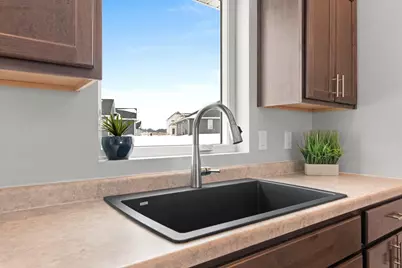 2662 Lawrence Lane, Neenah, WI 54956 - Photo 19