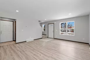 431 Scott St, Ripon, WI 54971 - Photo 9