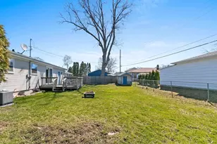 1554 Charles St, Green Bay, WI 54302 - Photo 37