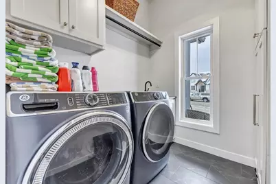 3001 Stone Fence Place, Green Bay, WI 54311 - Photo 17