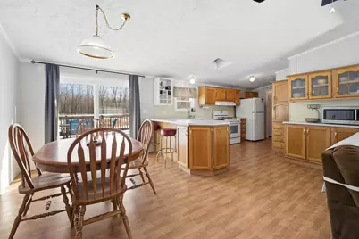 882 Lilac Road, Little Suamico, WI 54141 - Photo 5