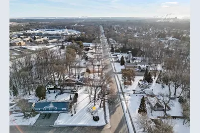 1437 Baumgart Road, Green Bay, WI 54304 - Photo 3