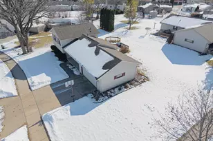 1390 Timothy Trail, Oshkosh, WI 54904 - Photo 31