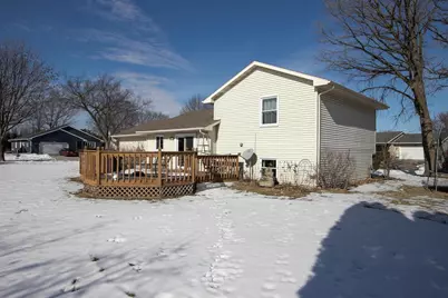 1390 Timothy Trail, Oshkosh, WI 54904 - Photo 3