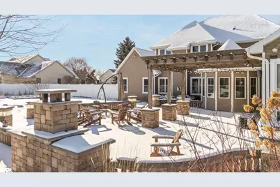 2948 Buttercup Road, Neenah, WI 54956 - Photo 7