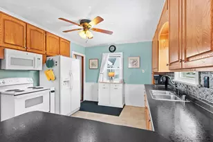 220 E Whitney St, Green Bay, WI 54301 - Photo 13