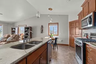 2362 E Plank Circle, Appleton, WI 54915 - Photo 3