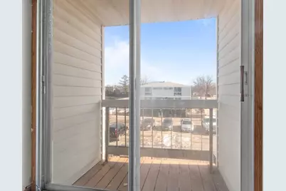 1416 W 2nd Avenue, Oshkosh, WI 54902 - Photo 17