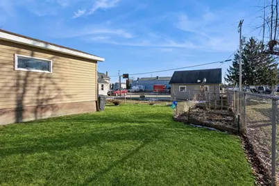 1309 Graham Avenue, Oshkosh, WI 54902 - Photo 13