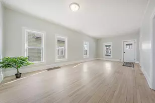 1370 Ceape Ave, Oshkosh, WI 54901 - Photo 3