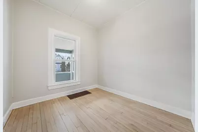 1370 Ceape Avenue, Oshkosh, WI 54901 - Photo 11