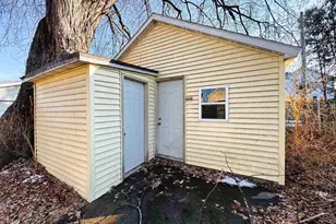 705 11th Ave, Menominee, MI 49858 - Photo 21