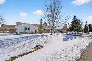144 Baldwin Ct, Appleton, WI 54915 - Photo 3