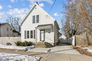 847 Frederick St, Oshkosh, WI 54901 - Photo 1