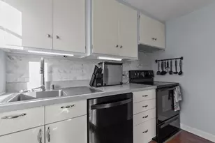 847 Frederick St, Oshkosh, WI 54901 - Photo 9