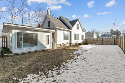 847 Frederick Street, Oshkosh, WI 54901 - Photo 3