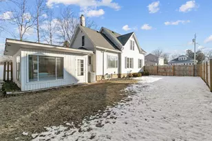 847 Frederick St, Oshkosh, WI 54901 - Photo 3