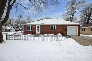 1325 S Harmon St, Appleton, WI 54915 - Photo 3
