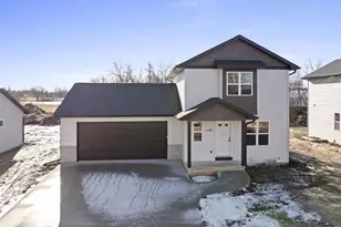 429 Scott St, Ripon, WI 54971 - Photo 1