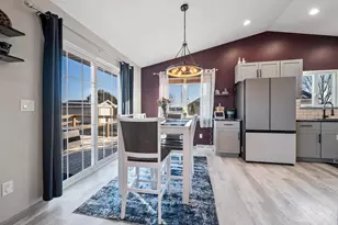 416 Patrick Ln, Pulaski, WI 54162 - Photo 9