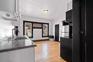 1207 S Broadway St, Green Bay, WI 54304 - Photo 11