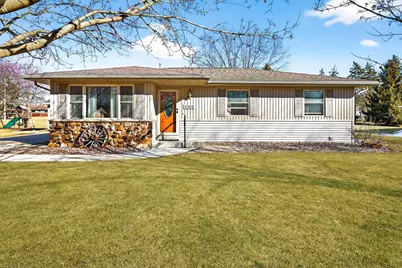 1069 Martin Avenue, Fond du Lac, WI 54935 - Photo 1