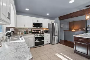 3869 Silver Bow Dr, Green Bay, WI 54313 - Photo 11