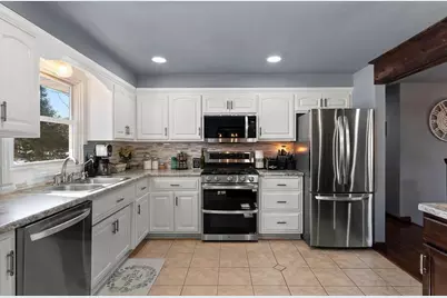 3869 Silver Bow Drive, Green Bay, WI 54313 - Photo 7