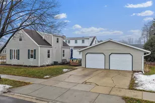 1202 Cleveland St, Green Bay, WI 54304 - Photo 31