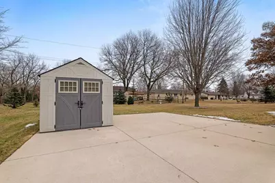 722 Lee Avenue, Brillion, WI 54110 - Photo 37