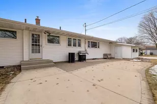 722 Lee Ave, Brillion, WI 54110 - Photo 33