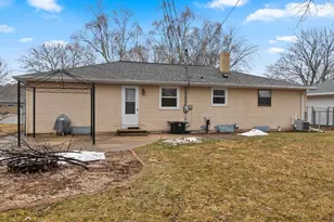 684 Lida Ln, Green Bay, WI 54304 - Photo 29