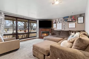 684 Lida Ln, Green Bay, WI 54304 - Photo 3