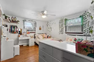 684 Lida Ln, Green Bay, WI 54304 - Photo 17