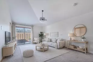 1377 W 18th Ave, Oshkosh, WI 54902 - Photo 3